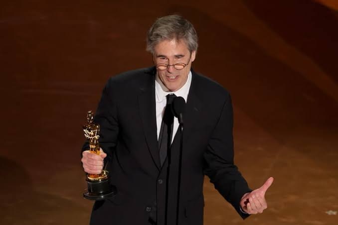 Cultura – Ainda Estou Aqui vence Oscar de melhor filme estrangeiro