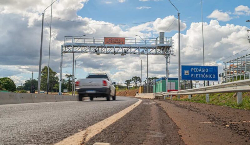 Rodovias – CNH do Brasil terá “radar” de pedágios free flow; saiba como vai funcionar