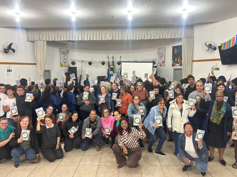 Guaíra – Junho Verde mobiliza comunidade com capacitação sobre plantas medicinais