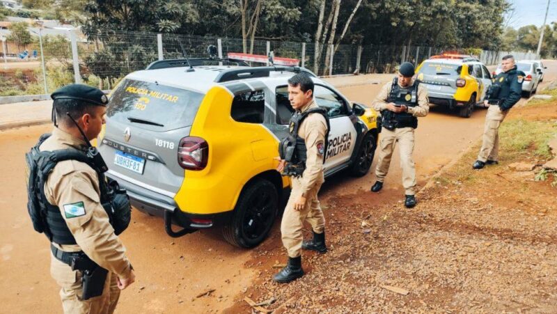 Cascavel – Marido viaja e mulher acorda com vizinho na cama; PM foi acionada!